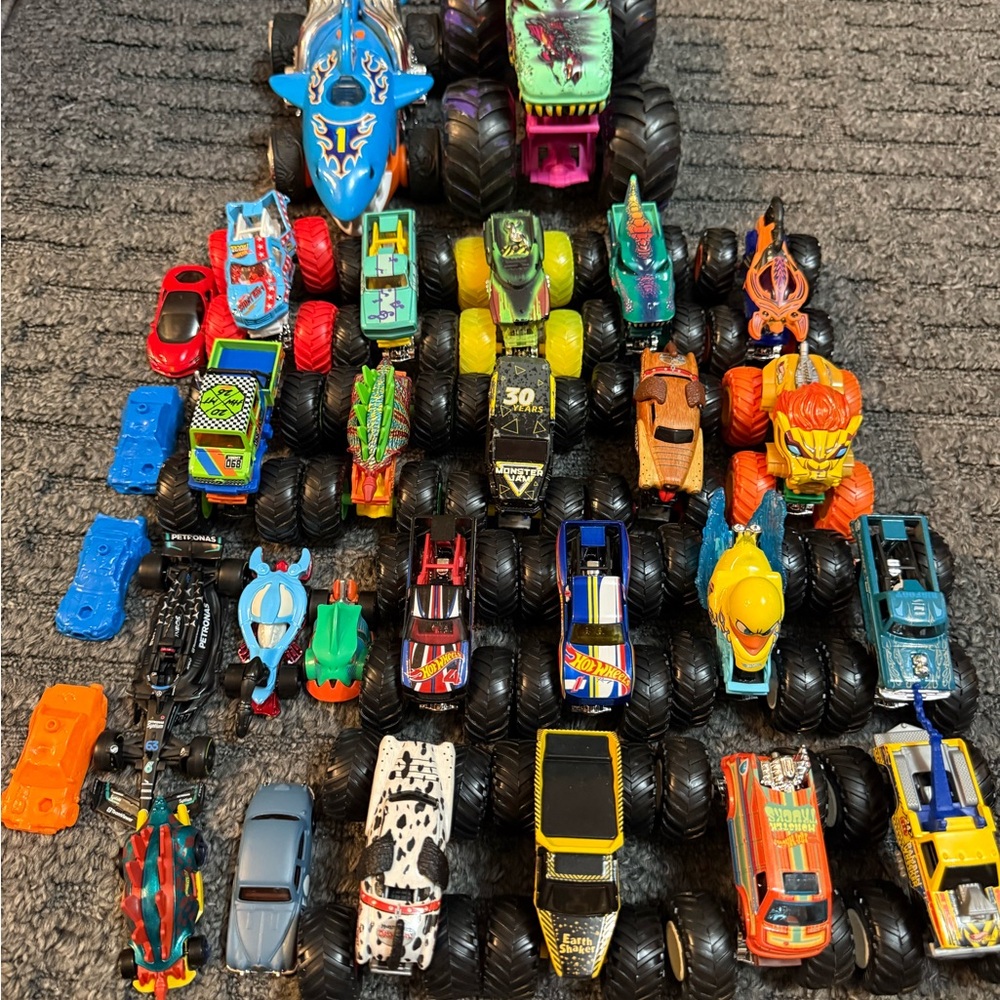HotWheels Monster Truck Toy Set - Multicolor